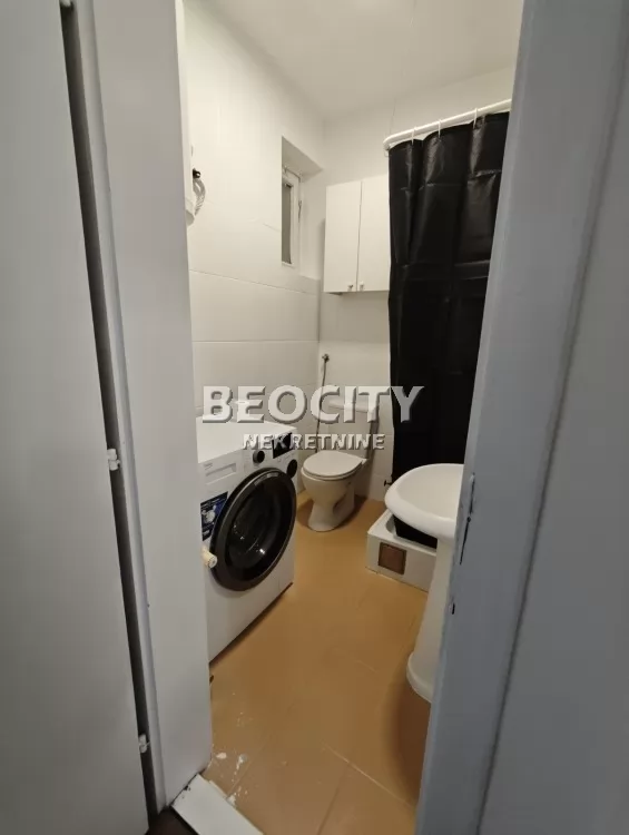 Dvosoban stan, 50 m2, Grbavica, Doža Đerđa ID: 113927 8