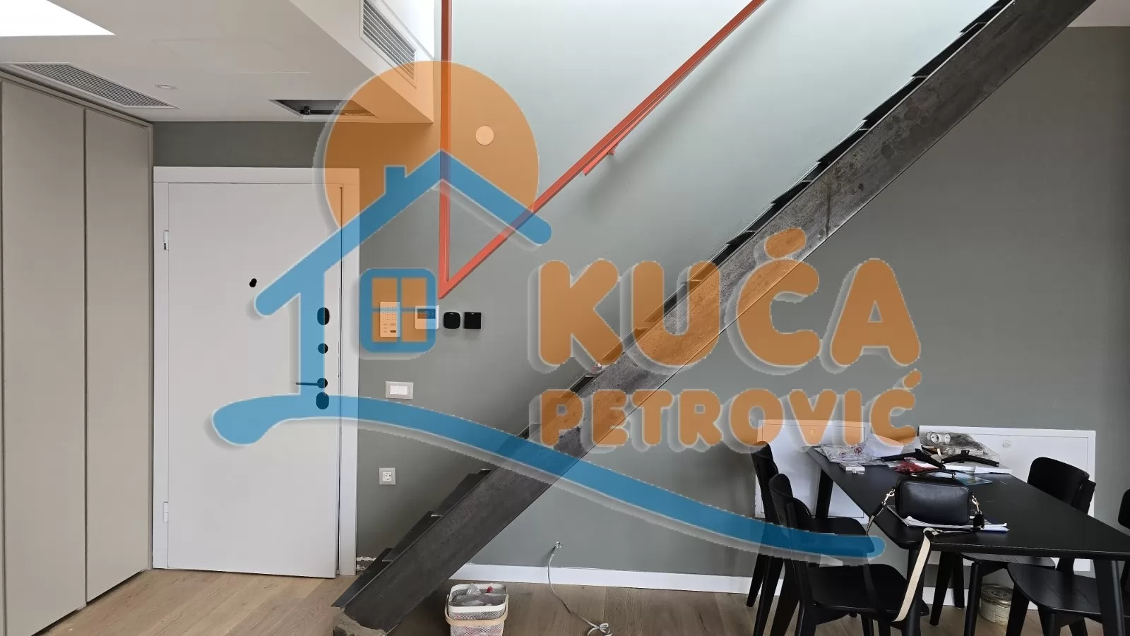 Dvosoban stan, 83 m2, Centar, Oblačića Rada ID: i-015896 13