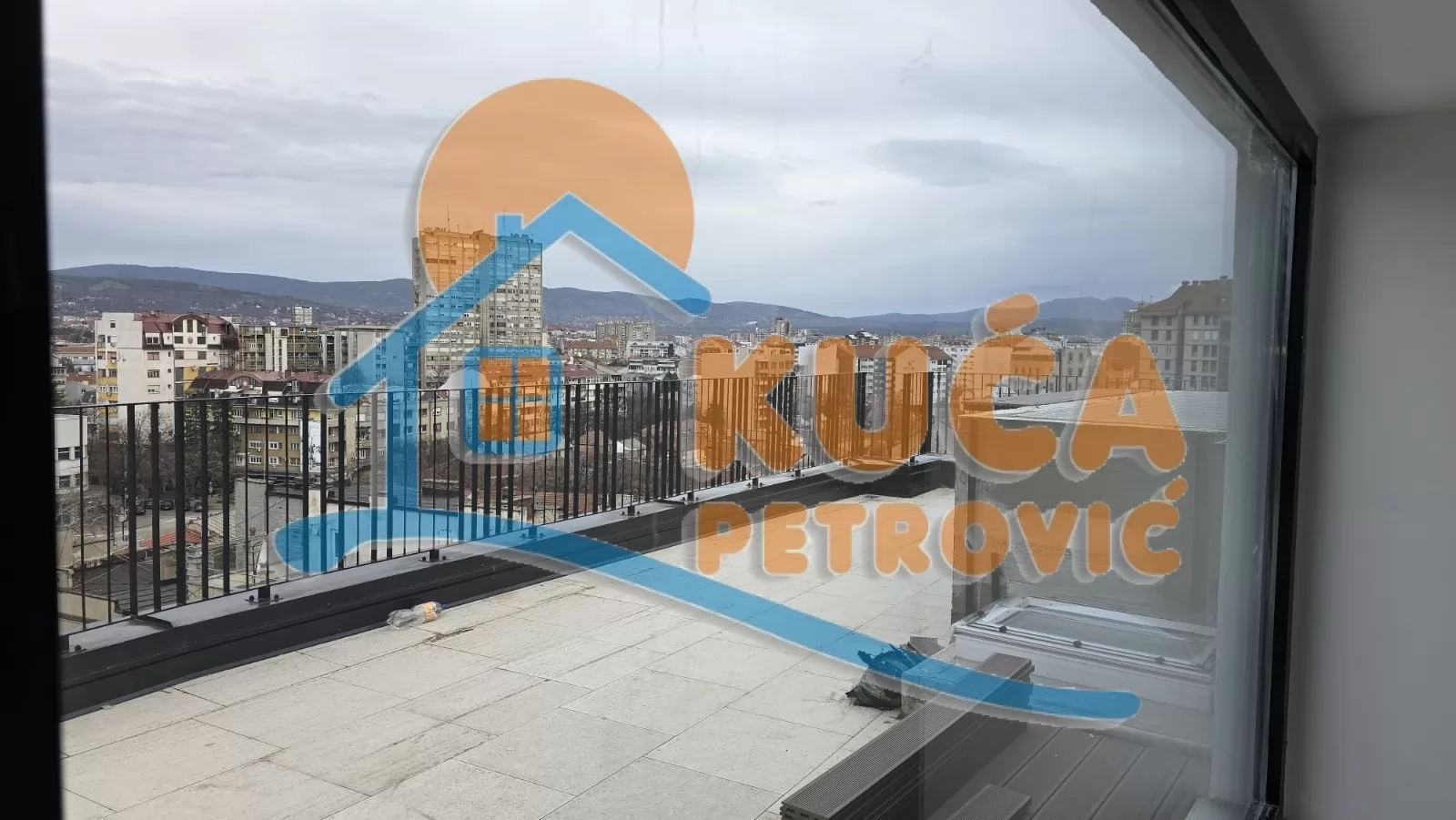 Dvosoban stan, 83 m2, Centar, Oblačića Rada ID: i-015896 15