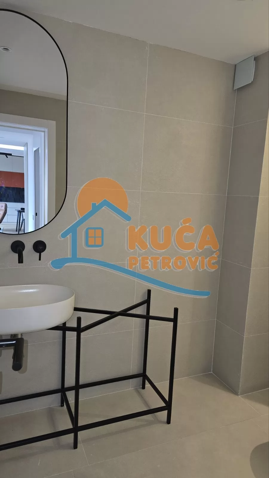 Dvosoban stan, 83 m2, Centar, Oblačića Rada ID: i-015896 9