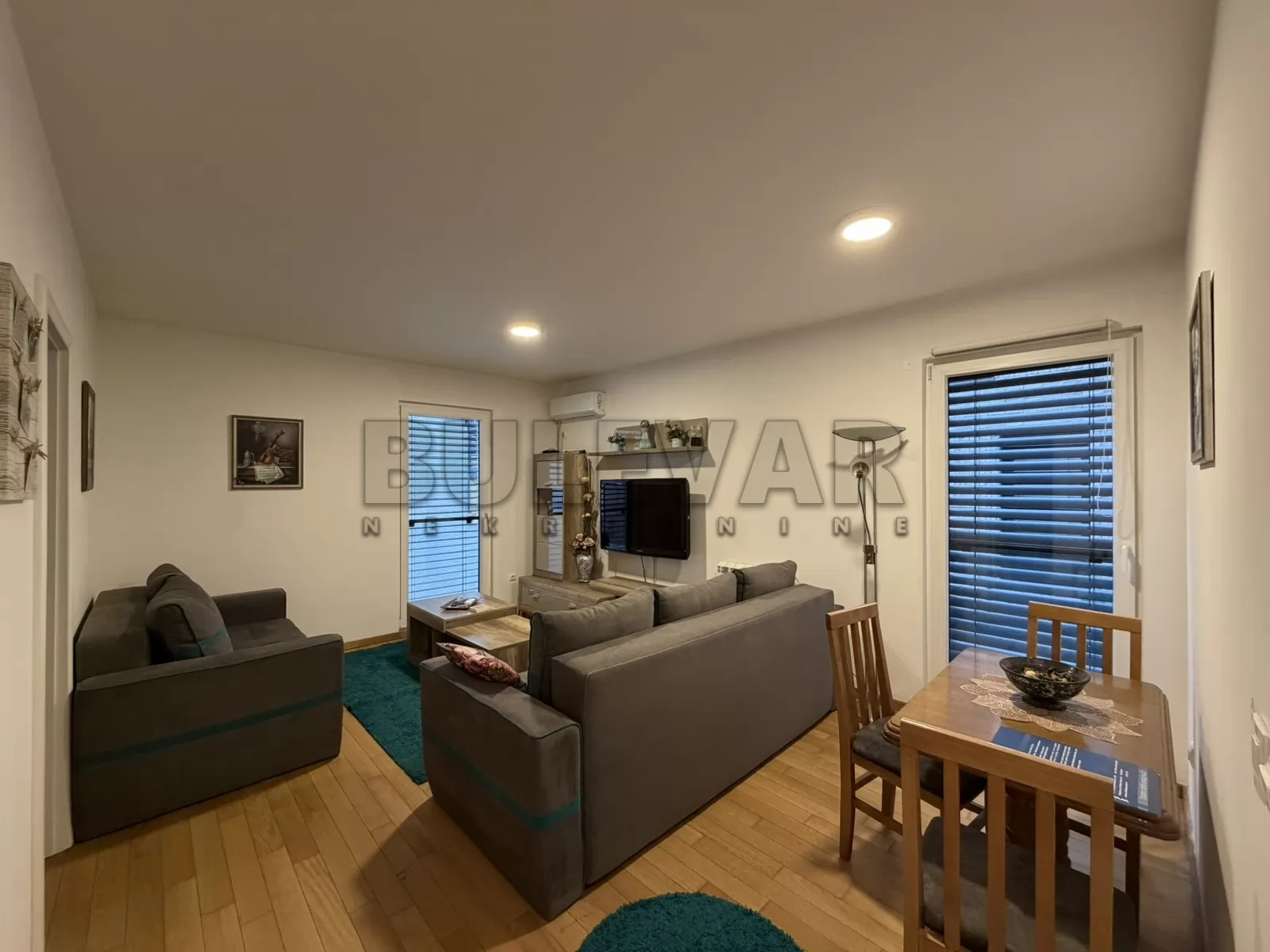 Jednosoban stan, 39 m2, Centar, Nemanjina ID: i-015895 1