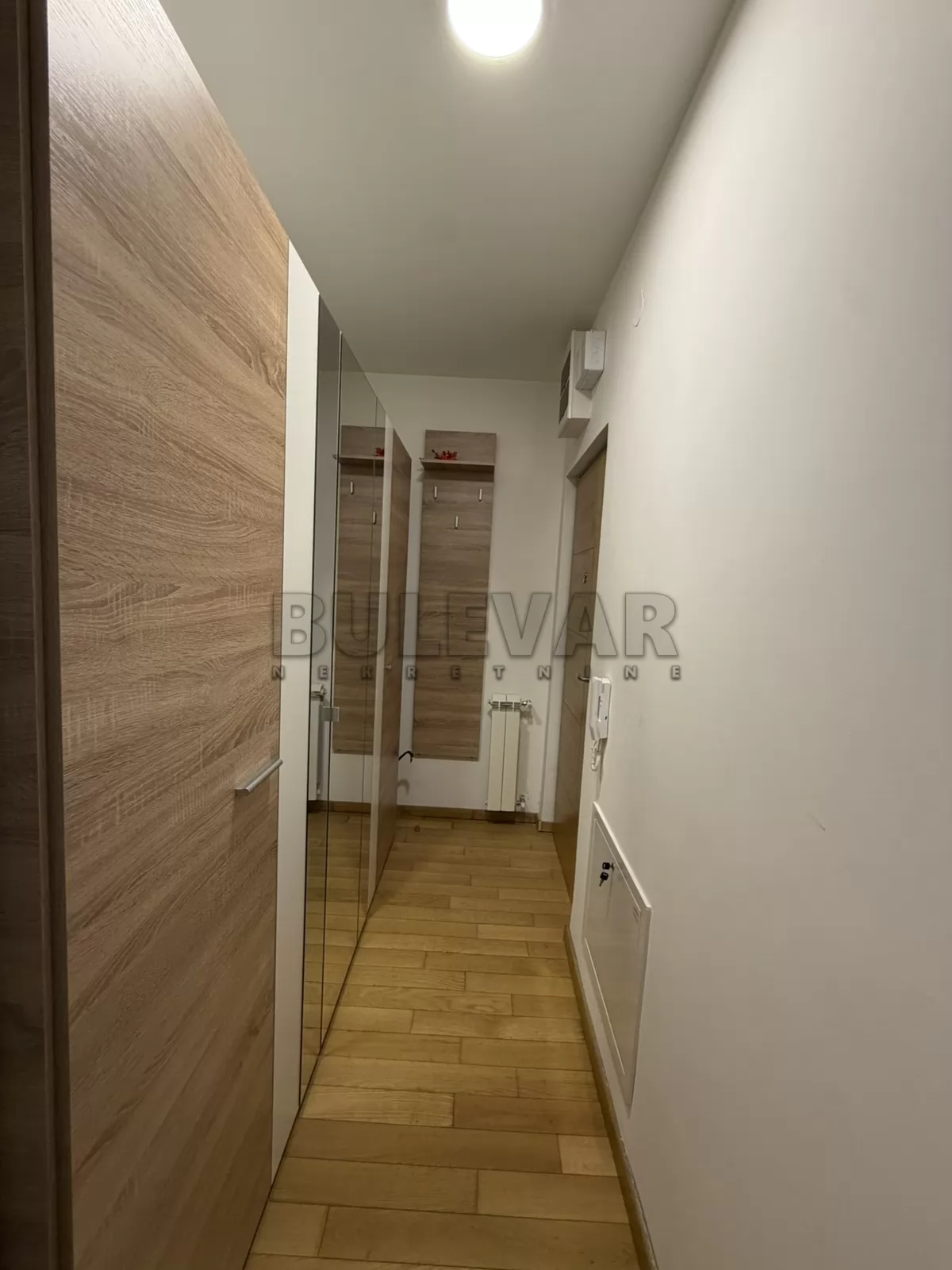 Jednosoban stan, 39 m2, Centar, Nemanjina ID: i-015895 8