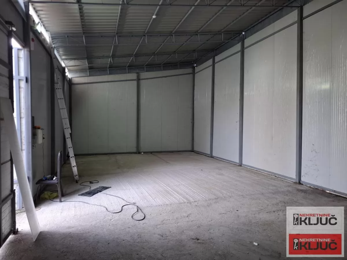 KLISA IZDAJE SE HALA ZA MAGACIN 1