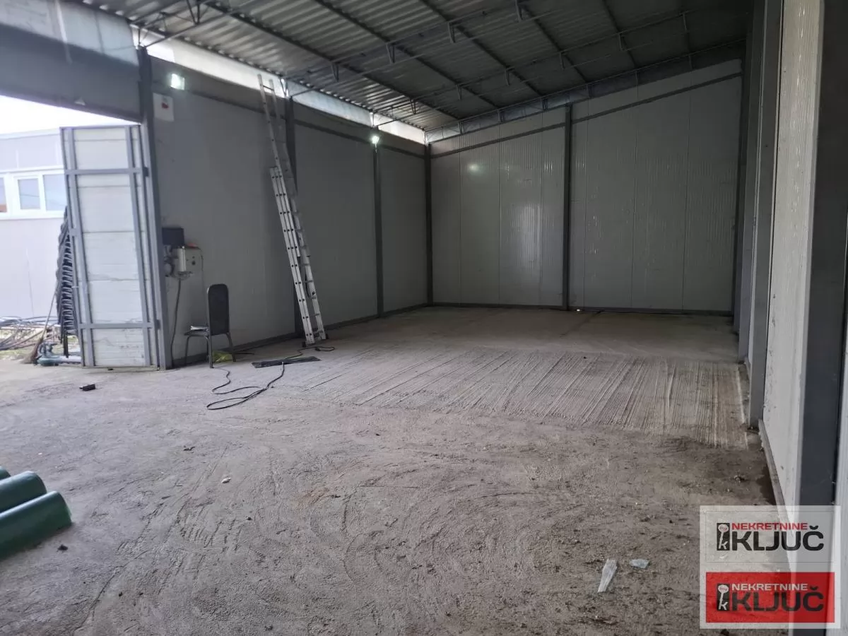 KLISA IZDAJE SE HALA ZA MAGACIN 6