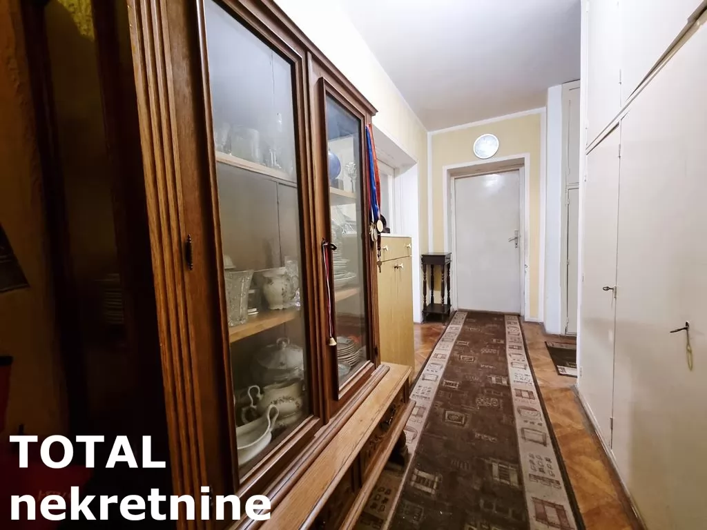 Stan,NOVI SAD,CENTAR,kv: 64.00, € 185000, ID: 1102160 11