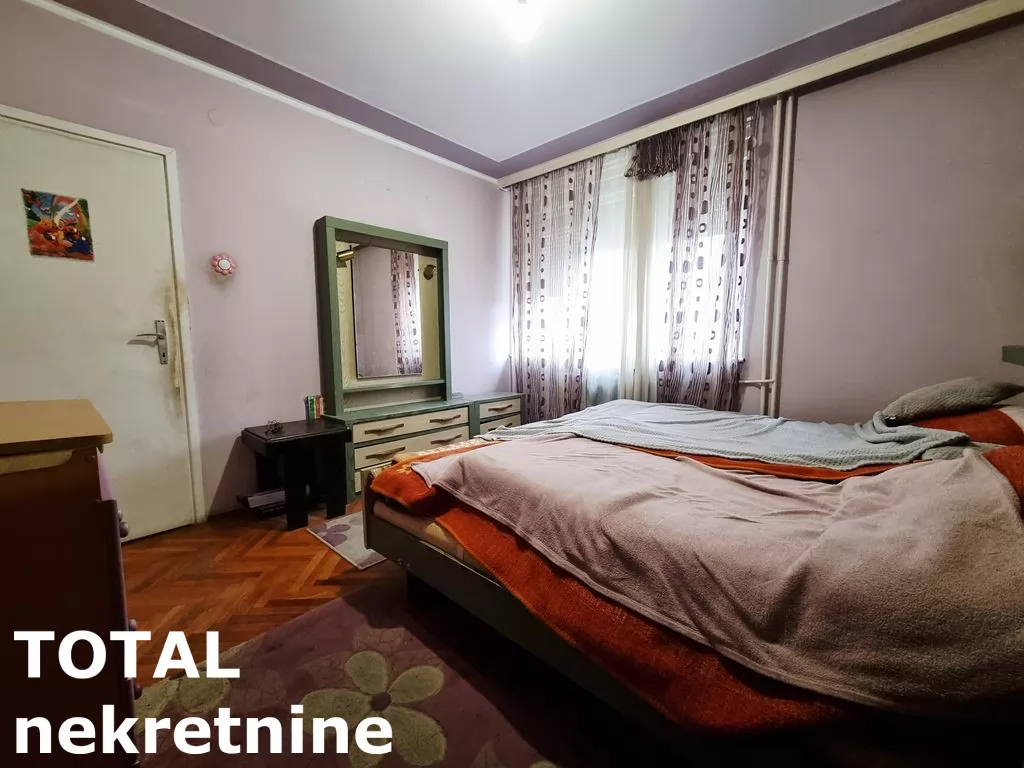 Stan,NOVI SAD,CENTAR,kv: 64.00, € 185000, ID: 1102160 8