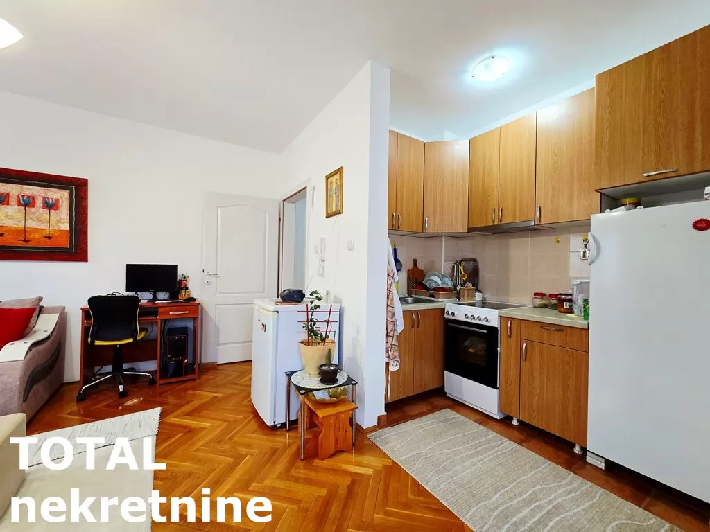 Stan,NOVI SAD,DETELINARA,kv: 45.00, € 121500, ID: 1102292 5