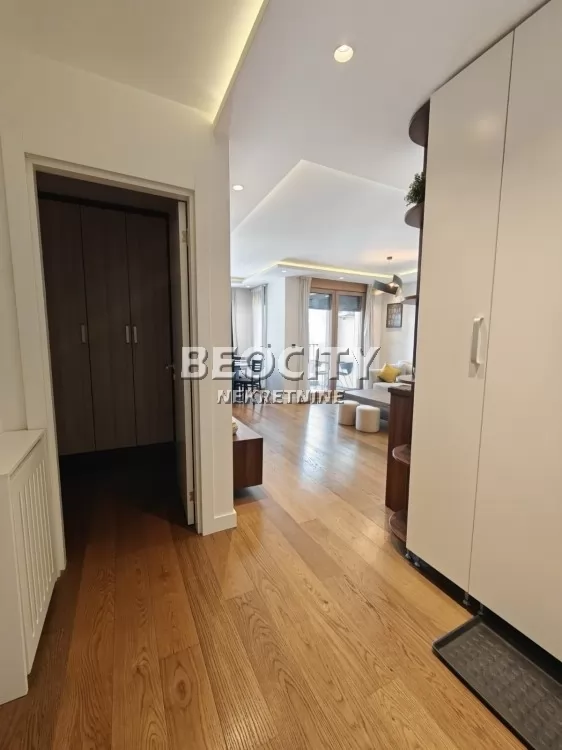 Dvosoban stan, 56 m2, Južni bulevar, Braće Radovanović ID: 129407 10