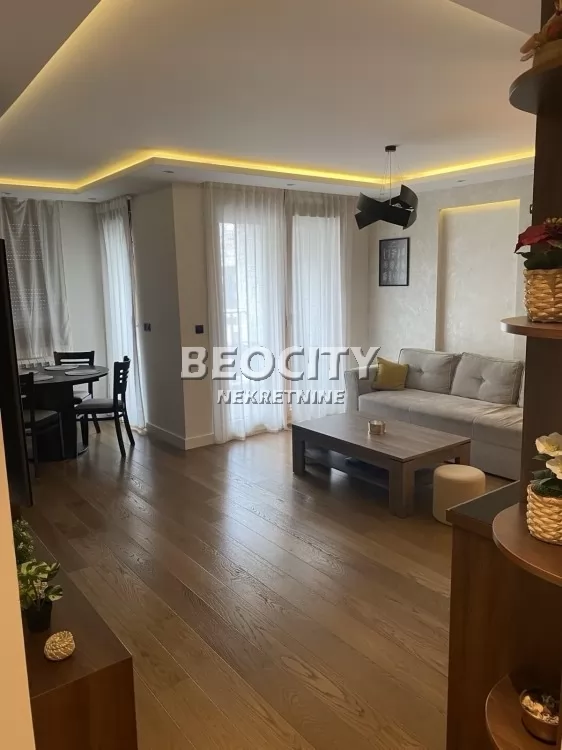 Dvosoban stan, 56 m2, Južni bulevar, Braće Radovanović ID: 129407 3