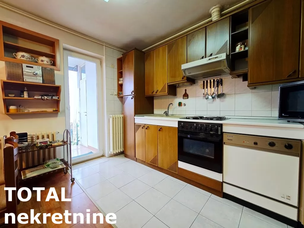 Stan,NOVI SAD,GRBAVICA,kv: 141.00, € 325000, ID: 1102299 11