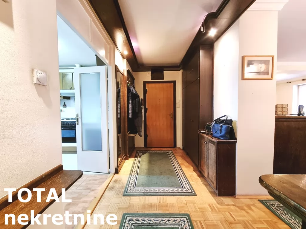 Stan,NOVI SAD,GRBAVICA,kv: 141.00, € 325000, ID: 1102299 8