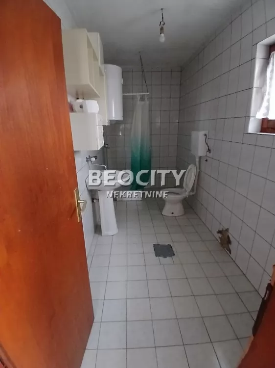 Lokal, 200 m2, Ugrinovci, Zemunska ID: 121991 12