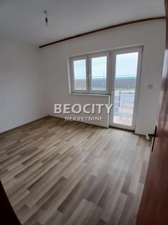 Lokal, 200 m2, Ugrinovci, Zemunska ID: 121991 6