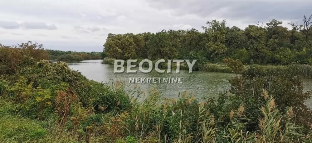 Plac, Surčin, Majke Angeline bb,tabla 075 ID: 129242 4