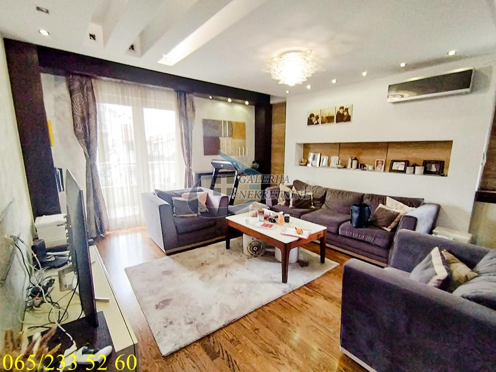 Čukarica  Žarkovo   Veljka Petrovića 123m2 1