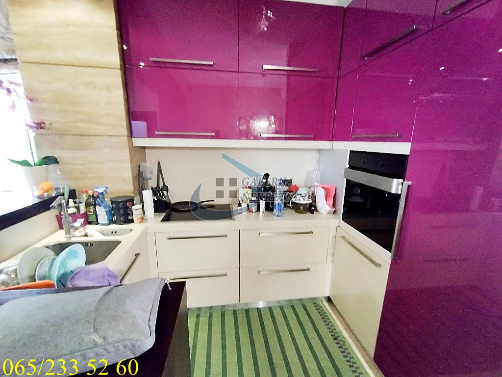 Čukarica  Žarkovo   Veljka Petrovića 123m2 4