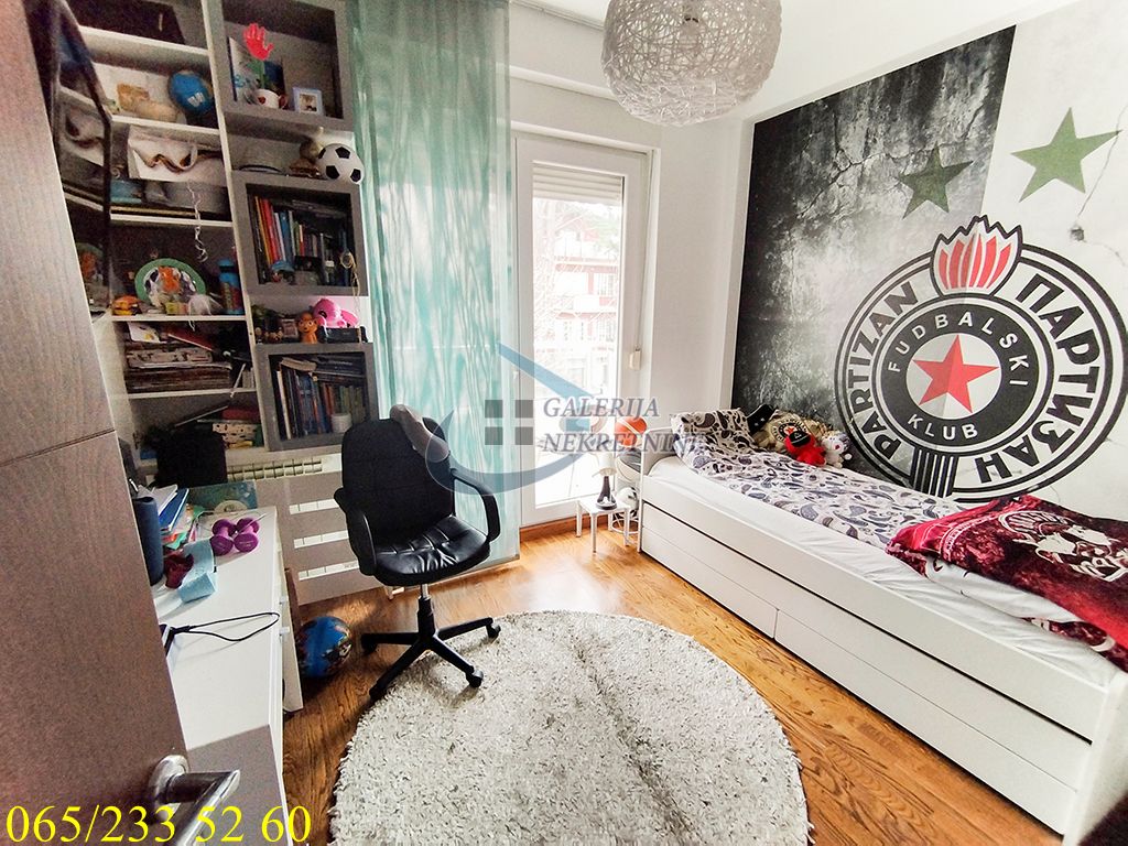 Čukarica  Žarkovo   Veljka Petrovića 123m2 5