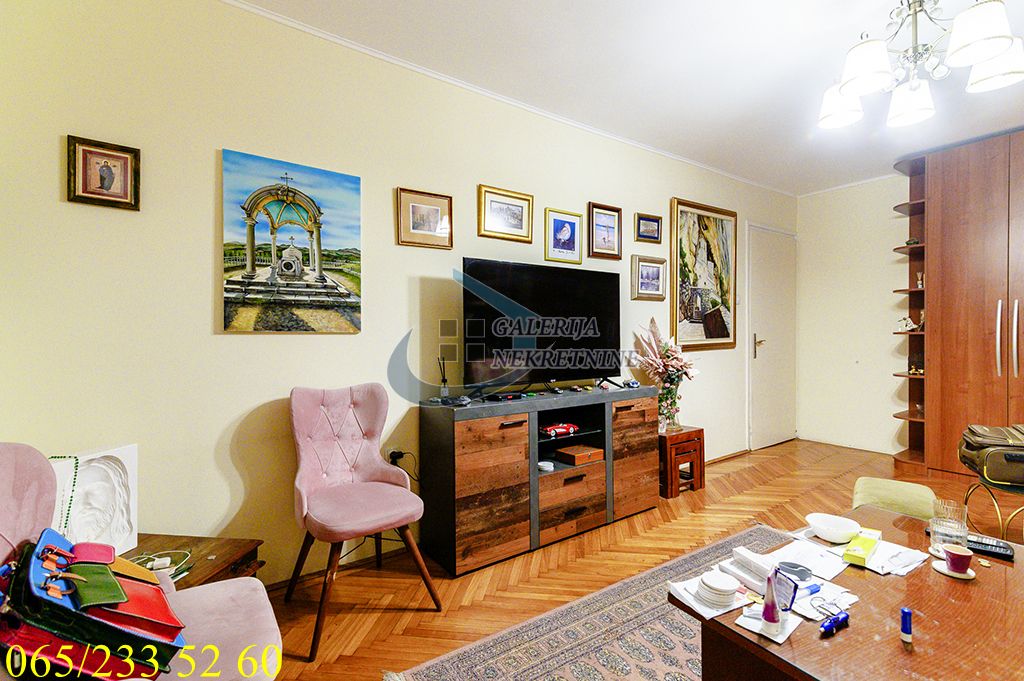 Vračar  Krunski venac   Njegoševa 62m2 5