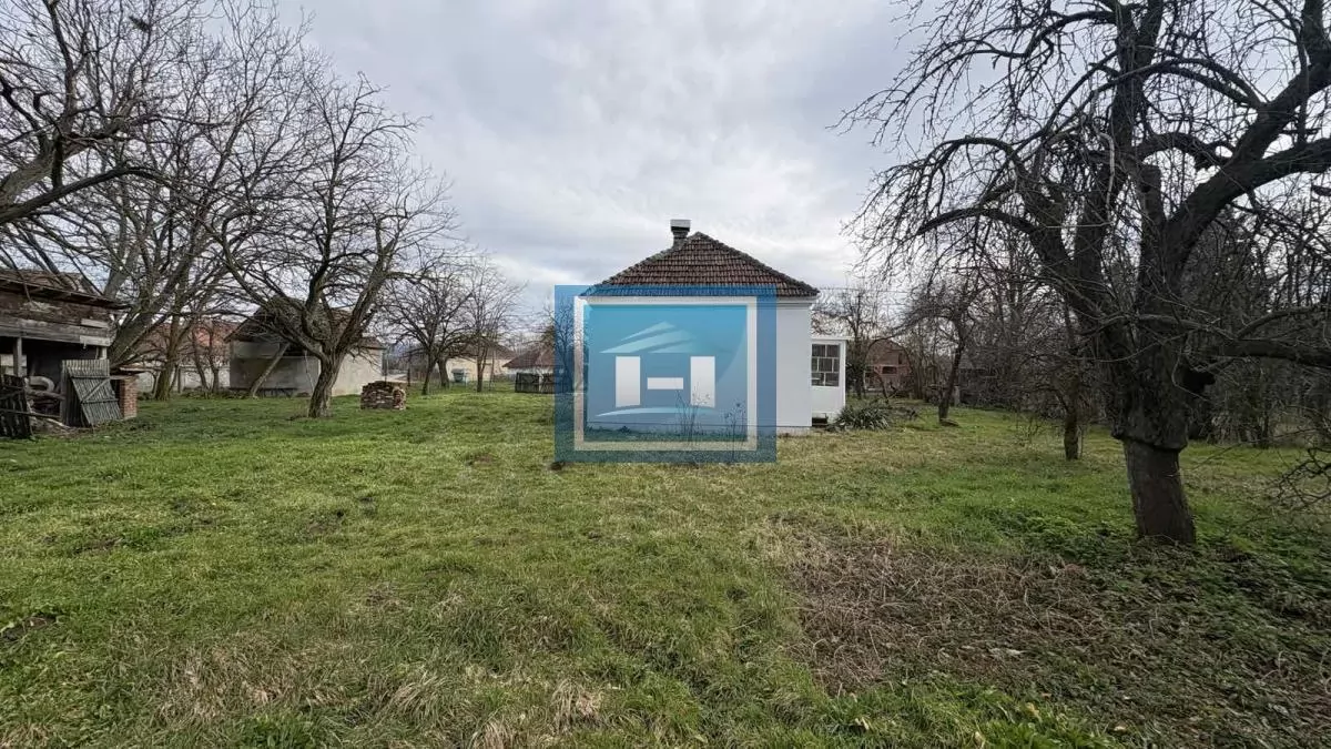 NA PRODAJU SEOSKO DOMAĆINSTVO NADOMAK JAGODINE – IDEALNA PRILIKA ZA ŽIVOT 11