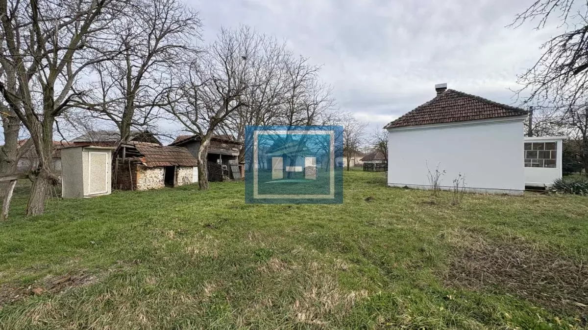 NA PRODAJU SEOSKO DOMAĆINSTVO NADOMAK JAGODINE – IDEALNA PRILIKA ZA ŽIVOT 9