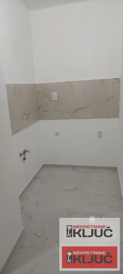 ROTKVARIJA, 51m2, Dvoiposoban, Renoviran 11