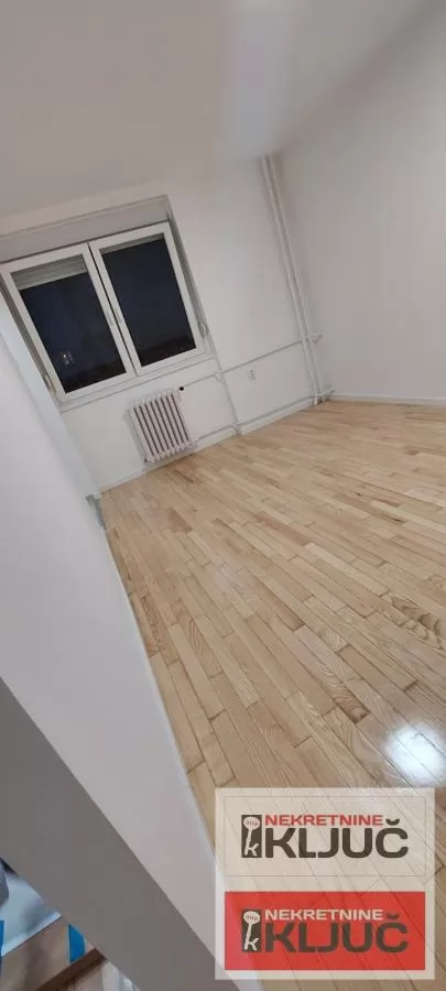 ROTKVARIJA, 51m2, Dvoiposoban, Renoviran 12