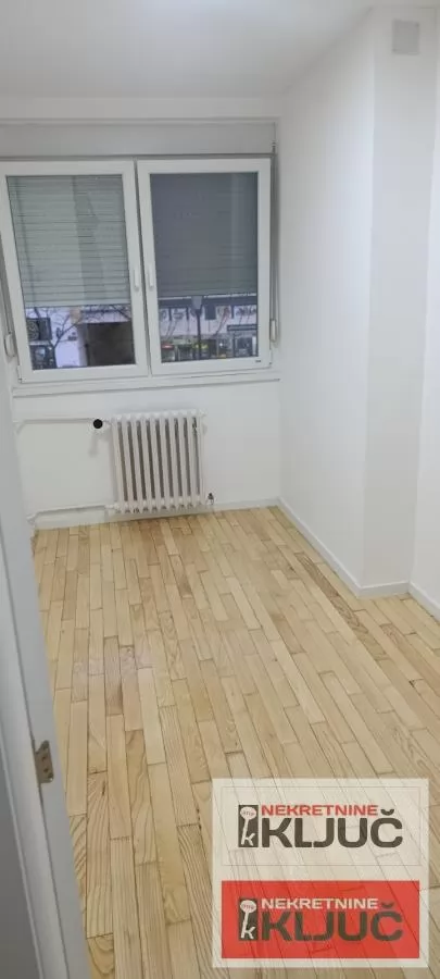 ROTKVARIJA, 51m2, Dvoiposoban, Renoviran 3