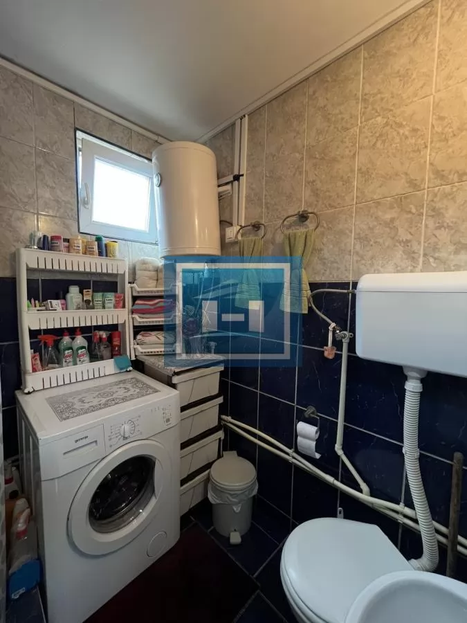 KUĆA U CENTRU ĆUPRIJE 9