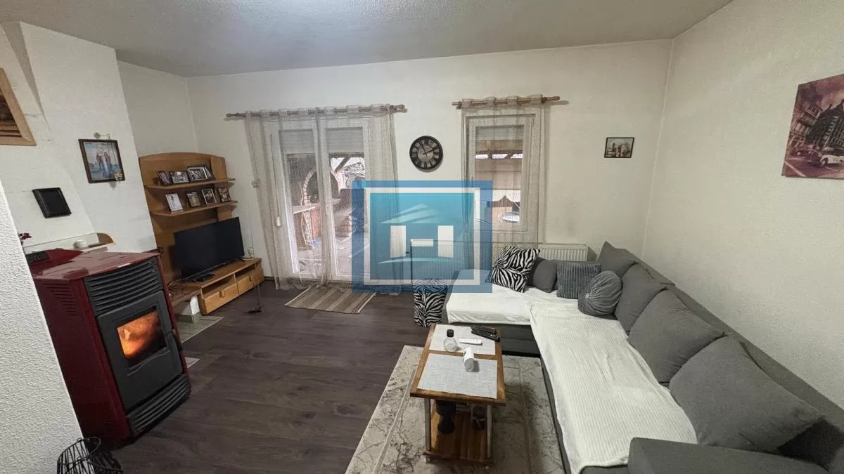 OAZA MIRA NA GLAVNOM PUTU – VINORAČA 1