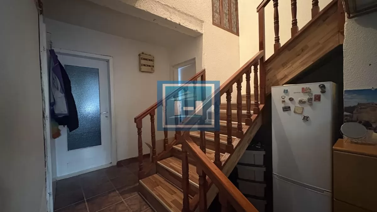 OAZA MIRA NA GLAVNOM PUTU – VINORAČA 12