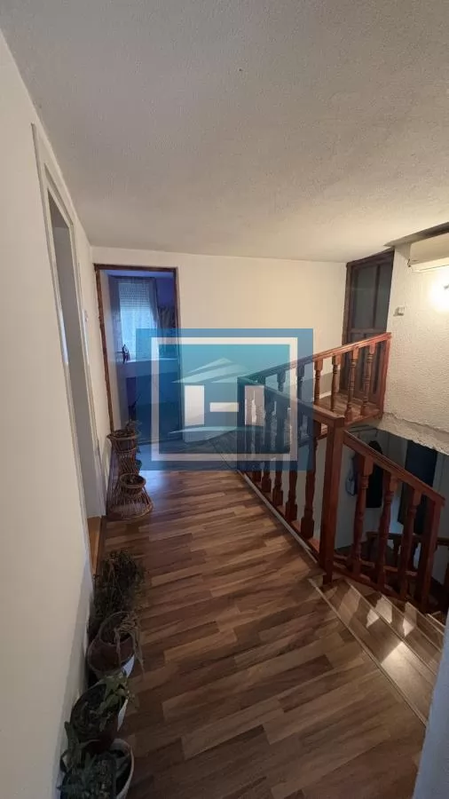 OAZA MIRA NA GLAVNOM PUTU – VINORAČA 13