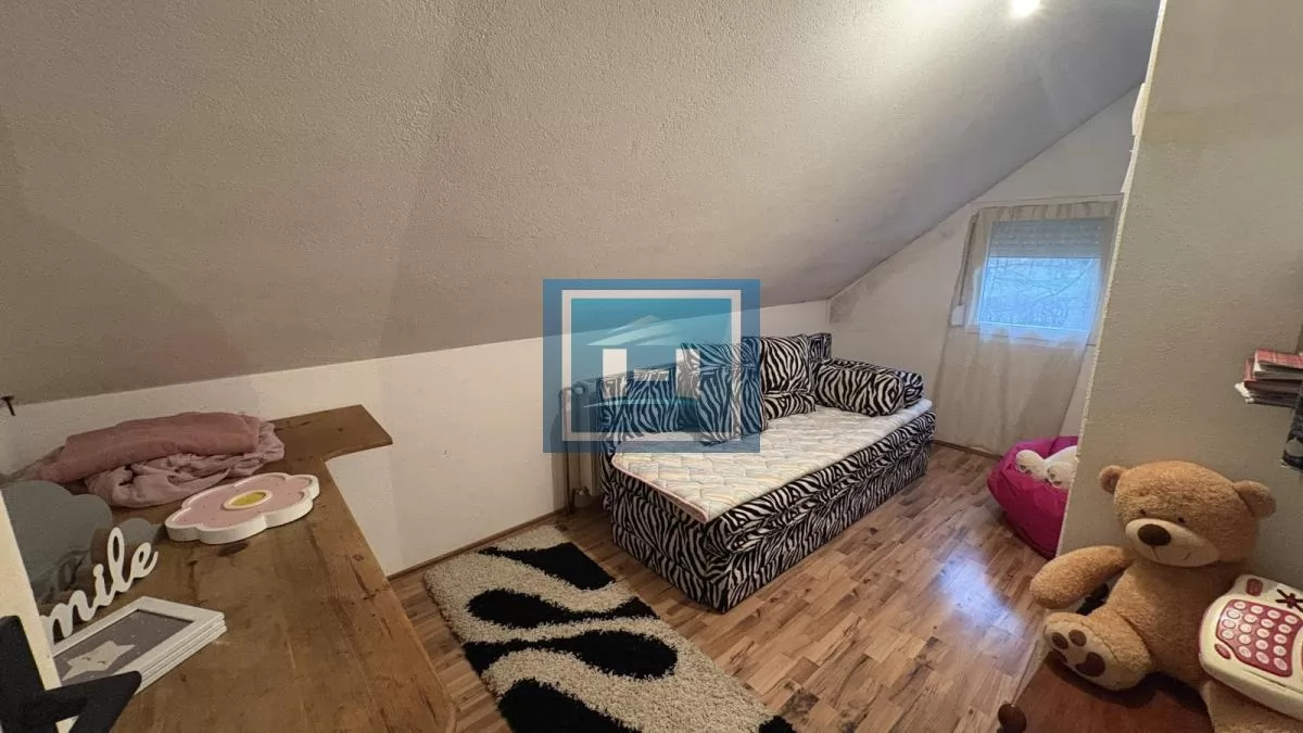 OAZA MIRA NA GLAVNOM PUTU – VINORAČA 18