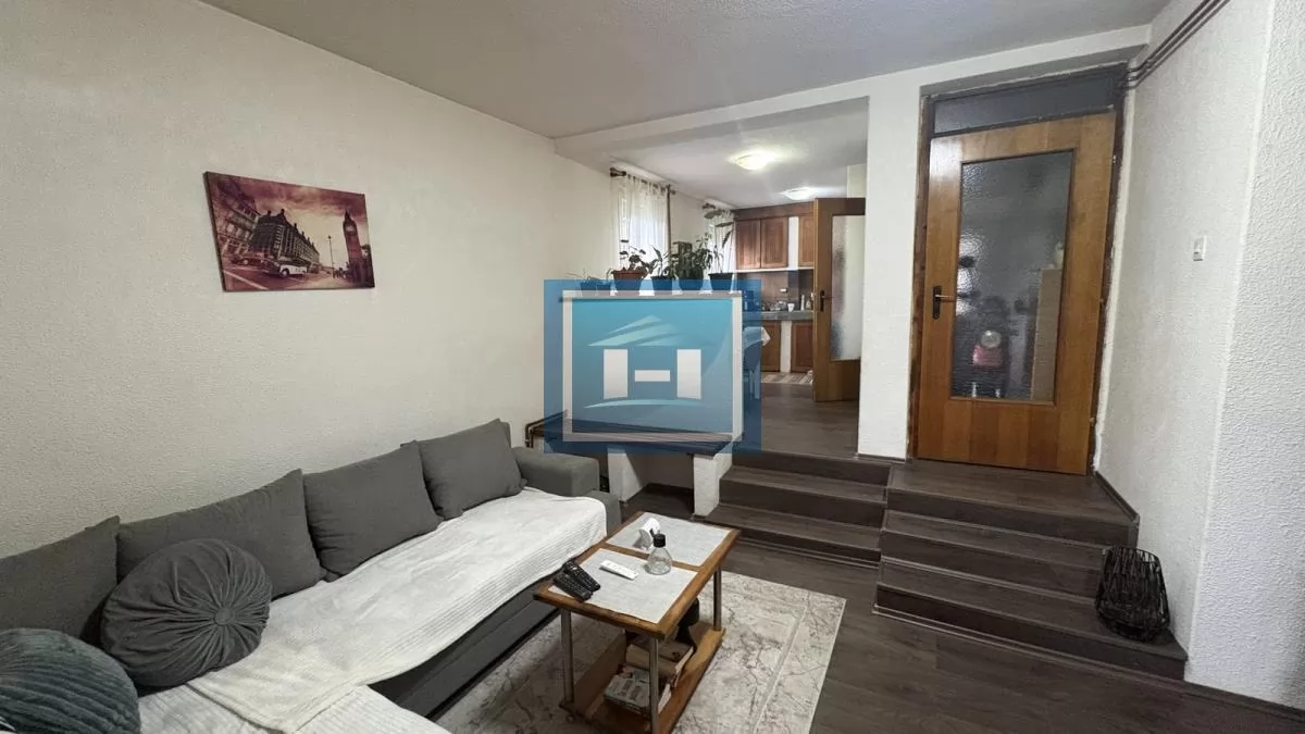 OAZA MIRA NA GLAVNOM PUTU – VINORAČA 4