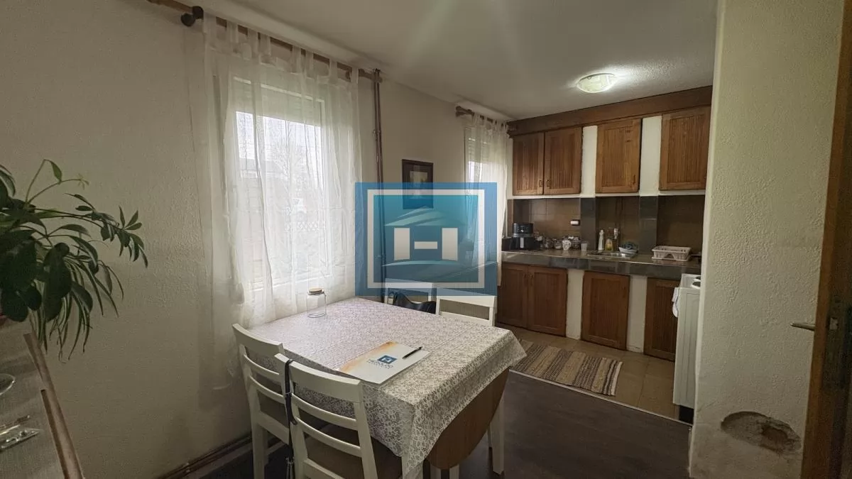 OAZA MIRA NA GLAVNOM PUTU – VINORAČA 5