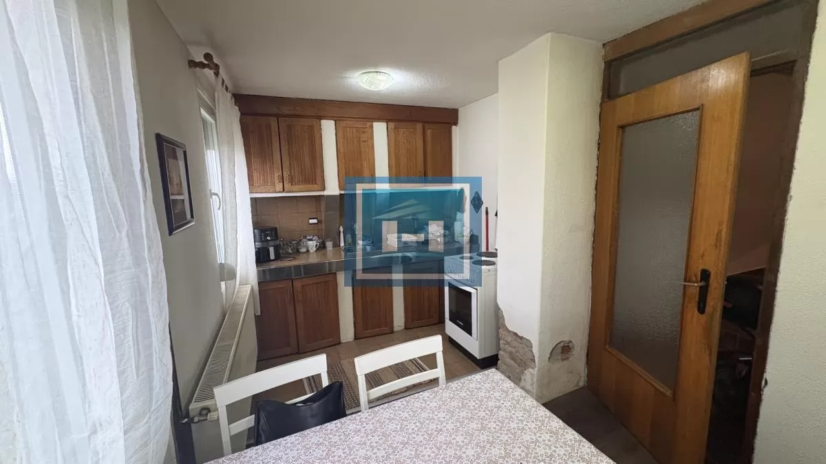 OAZA MIRA NA GLAVNOM PUTU – VINORAČA 6