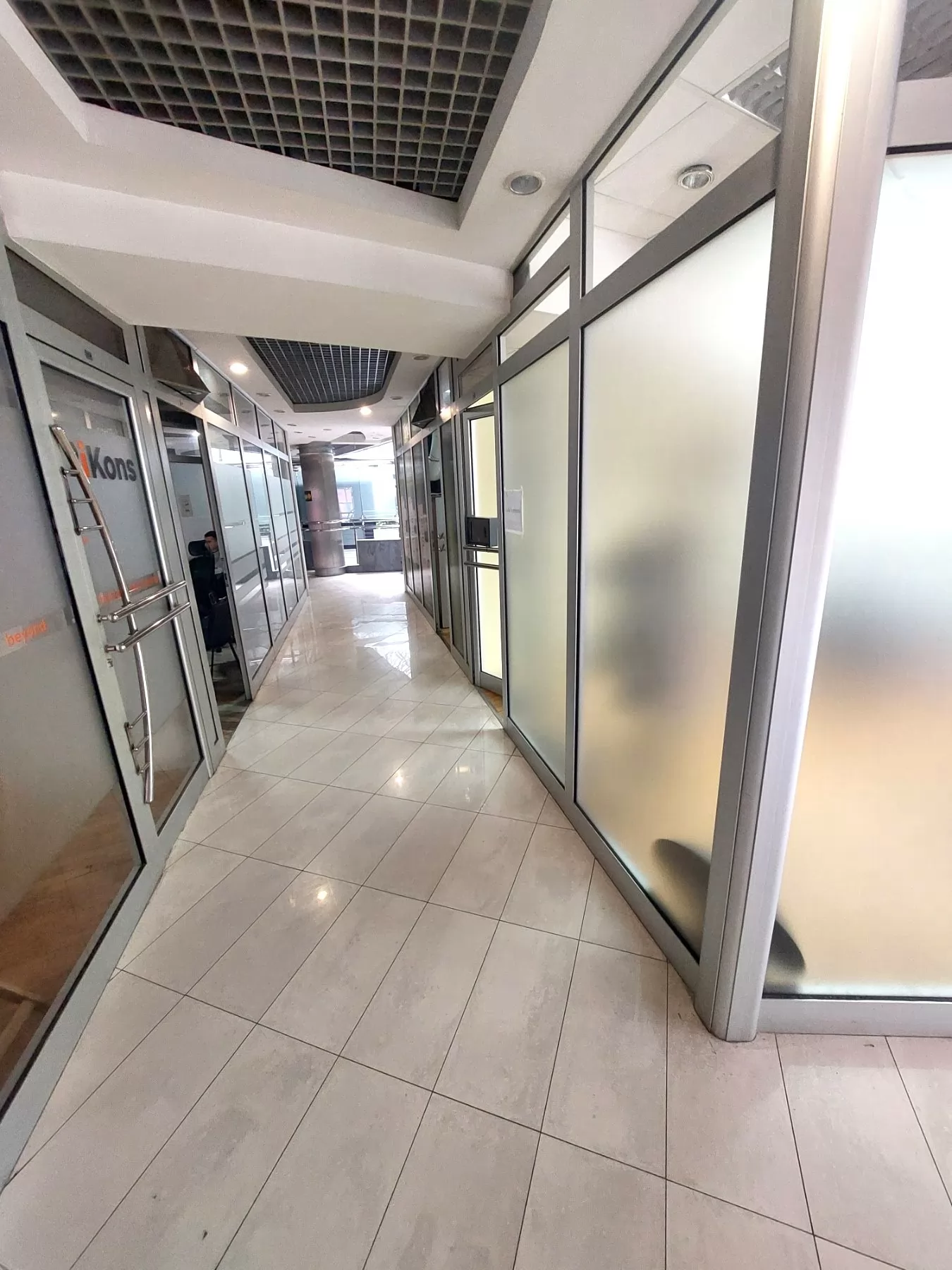 Poslovni prostor,NOVI SAD,CENTAR,kv: 18, € 120, ID: 9101796 4