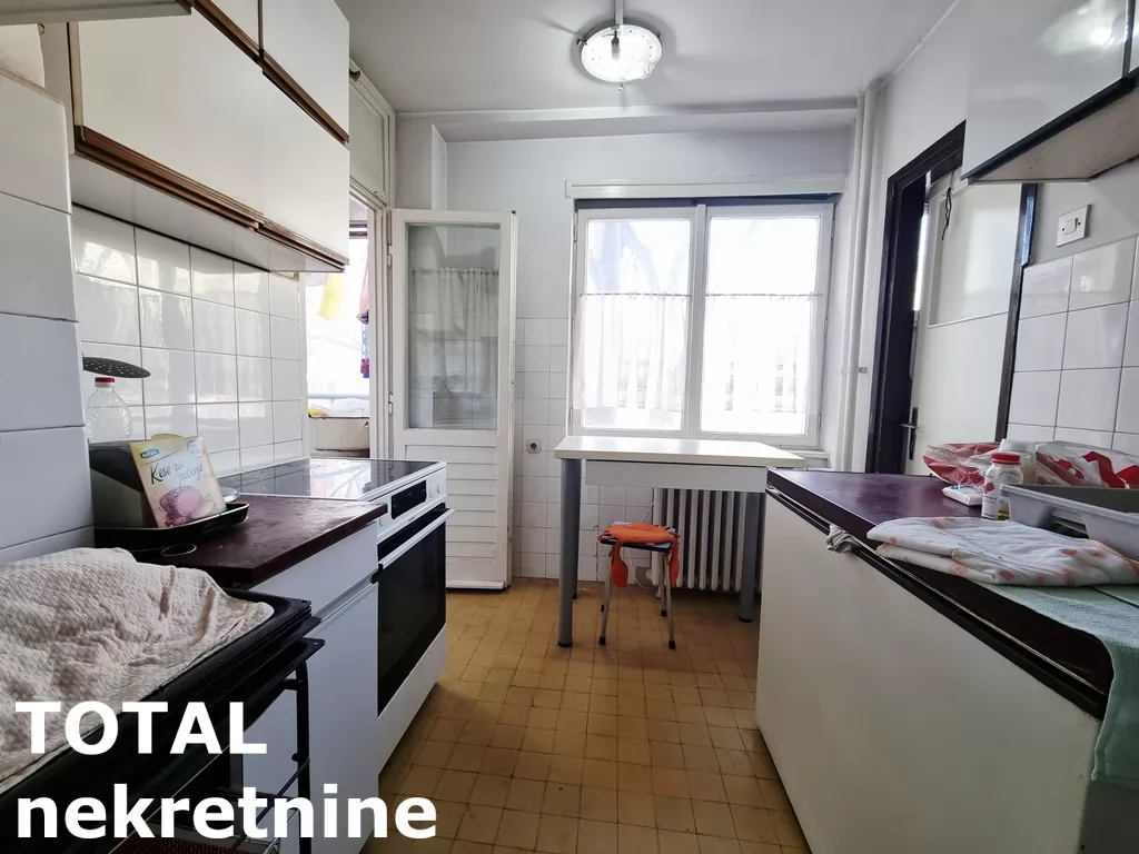 Stan,NOVI SAD,CENTAR,kv: 90.00, € 289000, ID: 1102326 7