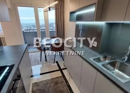 Trosoban stan, 80 m2, Palilula, Karnegijeva 3 ID: 129477 2