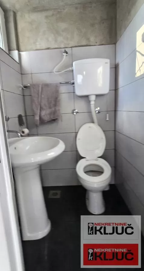 VETERNIK IZDAJE SE VIŠENAMENSKA HALA 7