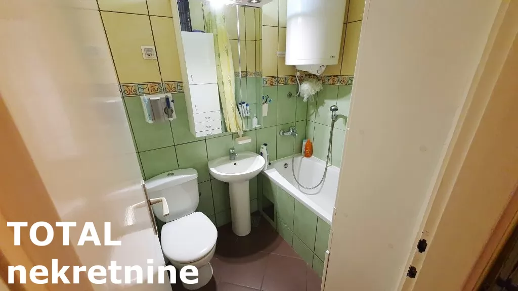 Stan,NOVI SAD,BULEVAR,kv: 70.00, € 179000, ID: 1102327 9