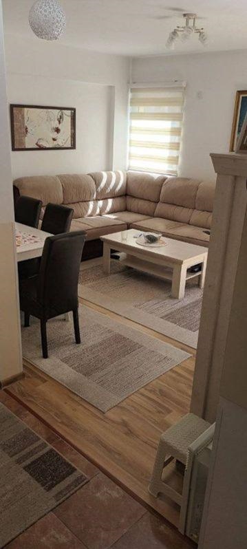 Prodajem nov moderno opremljen stan 1