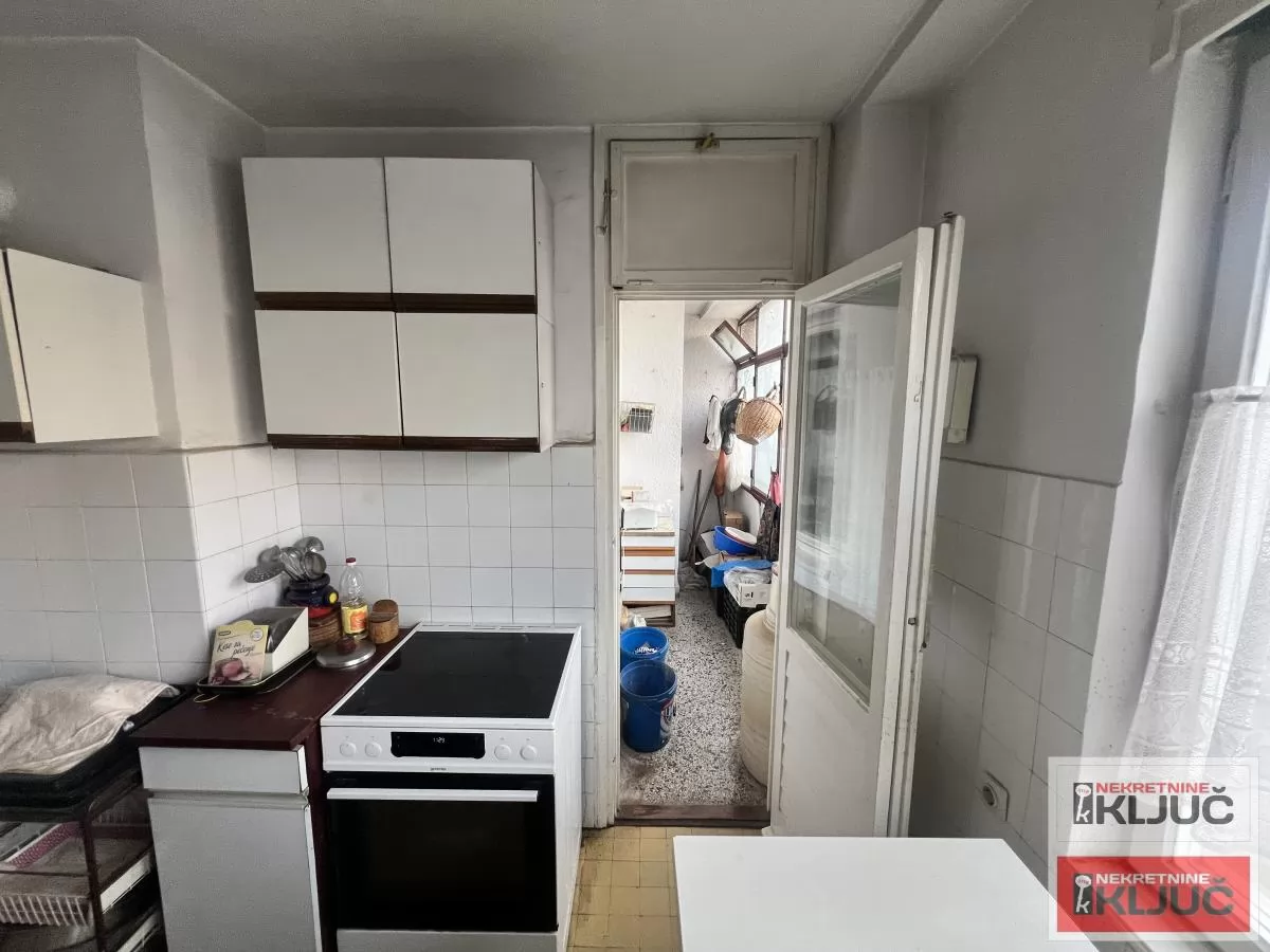 BLIZINA SPENSA, 86m2+terase, Četvorosoban može za Poslovni prostor 5