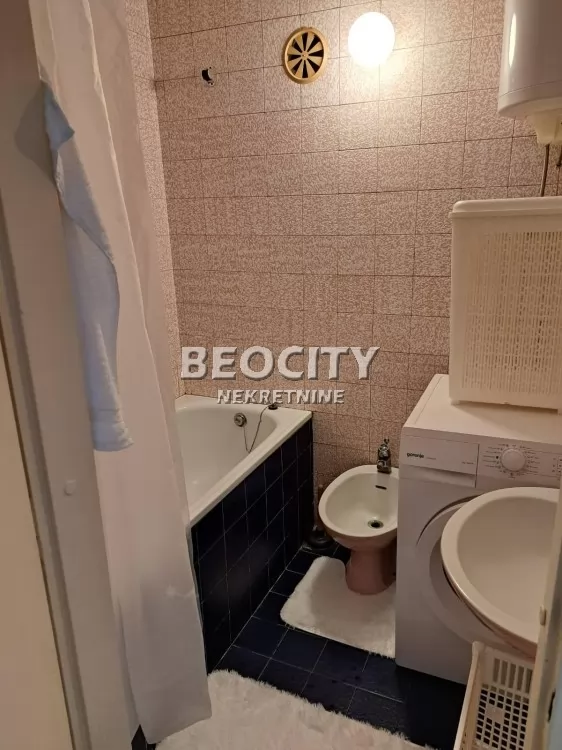 Dvosoban stan, 61 m2, Novi Sad, Bulevar oslobođenja ID: 129631 14