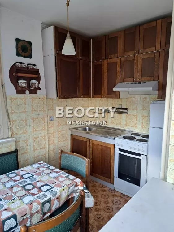 Dvosoban stan, 61 m2, Novi Sad, Bulevar oslobođenja ID: 129631 6