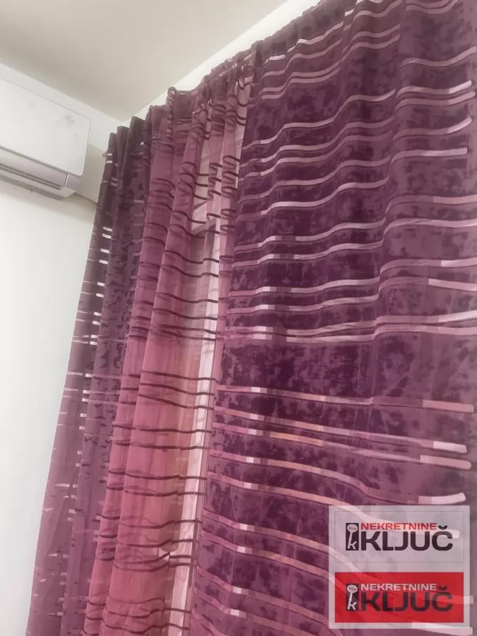 Odlican jednoiposoban stan na Limanu 1 5