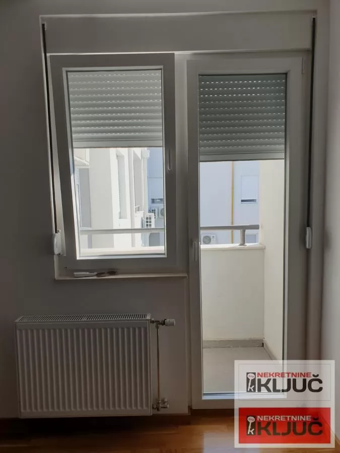 TELEP IZDAJE SE JEDNOIPOSOBAN NAMEŠTEN STAN 13