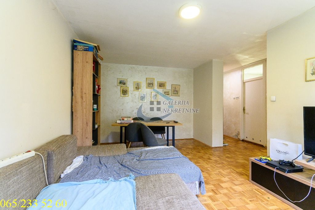 Novi Beograd  Blok 34   Bulevar Zorana Đinđića 73m2 2