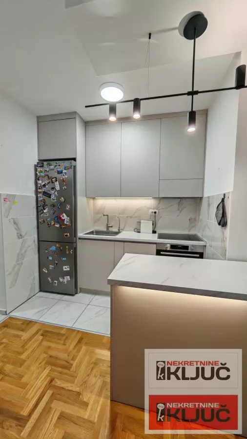 ADICE, 42m2, Dvosoban, Polunamešten 3