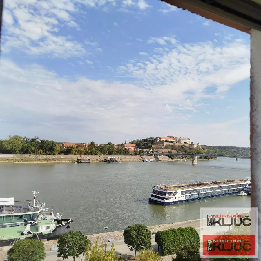 BEOGRADSKI KEJ, 19m2, Garsonjera, Polunameštena 9