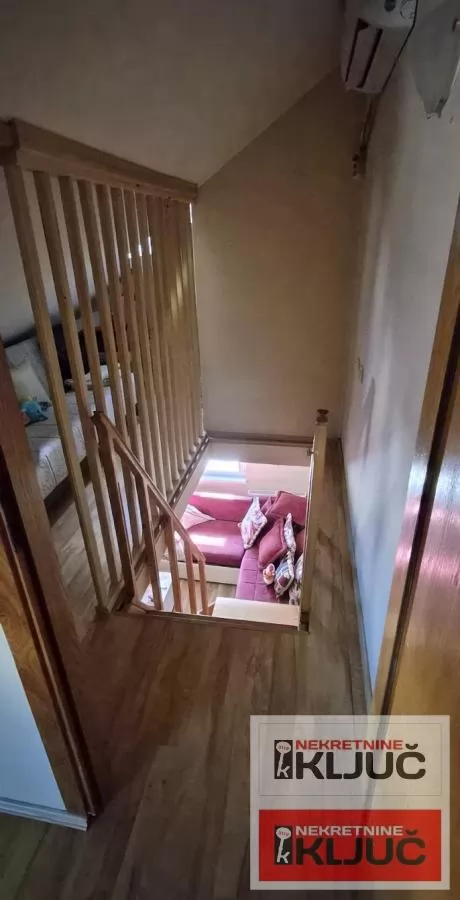 CENTAR-STARI GRAD, 52m2, Dvoiposoban-Duplex, Namešten 10